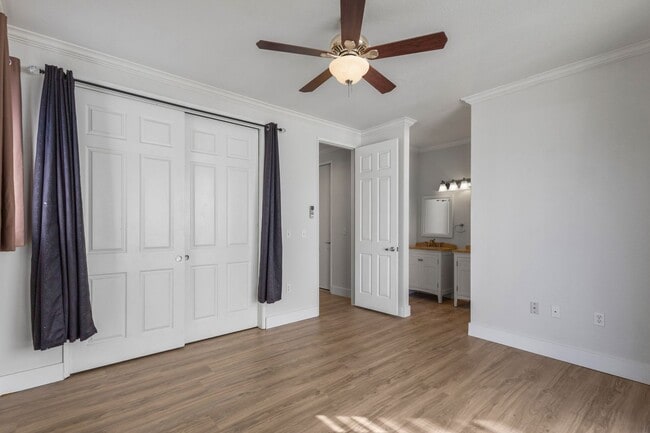 Building Photo - Bright & Updated 2BR Home in Kapolei | Solar, 2-Car Garage & Pet-Friendly Yard