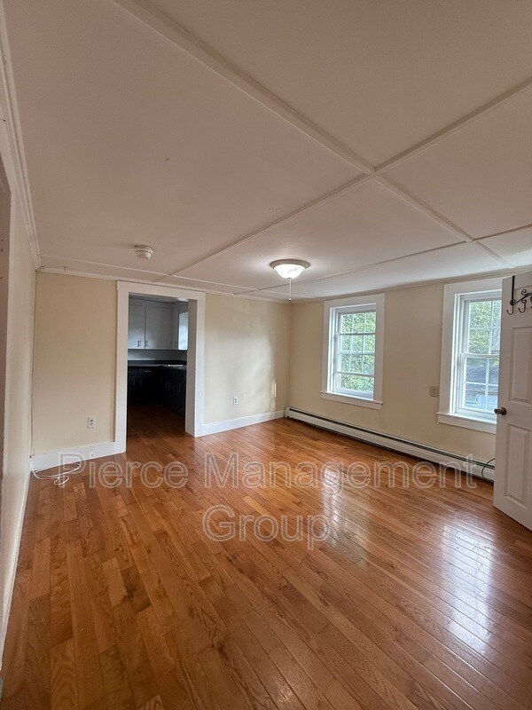 Building Photo - 53.5 S Spring St