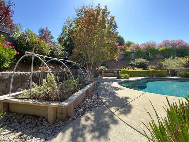 Building Photo - Stunning Single Level Browns Valley Home