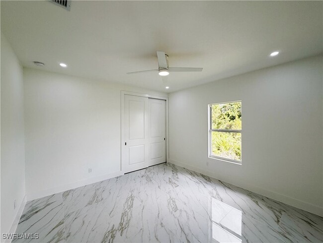 Building Photo - 852 Chipley St E