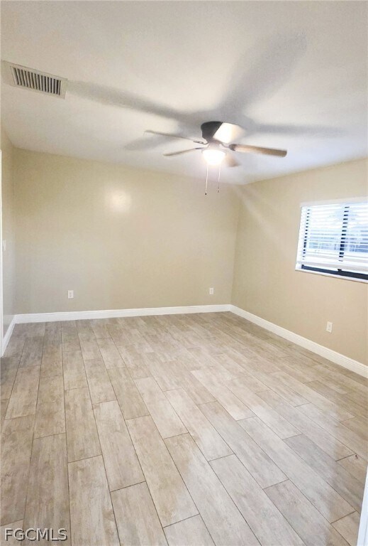 Building Photo - 4120 NE 15th Pl