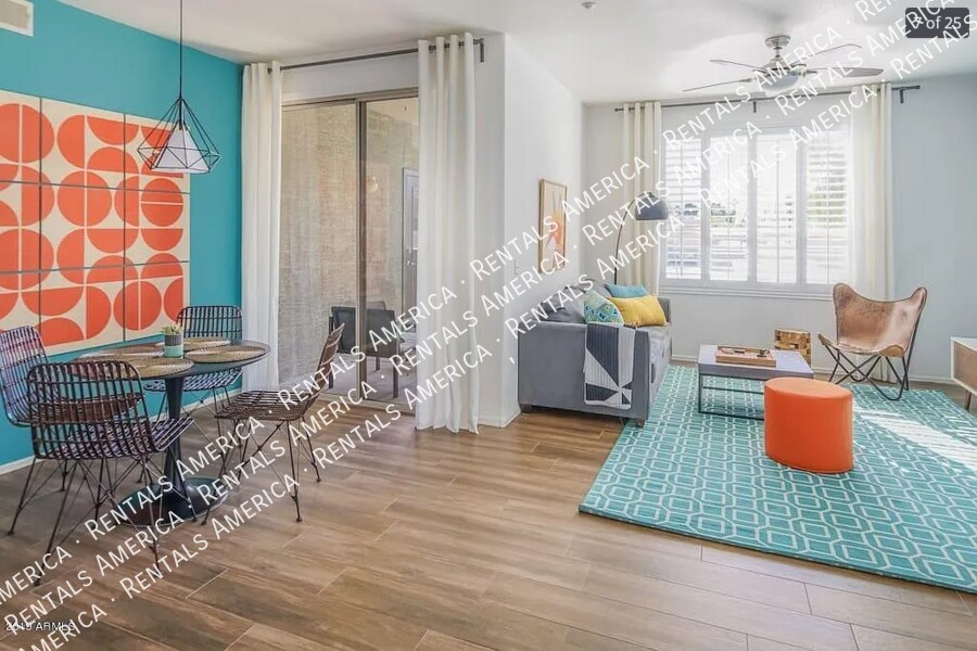 Building Photo - 5303 N 7th St