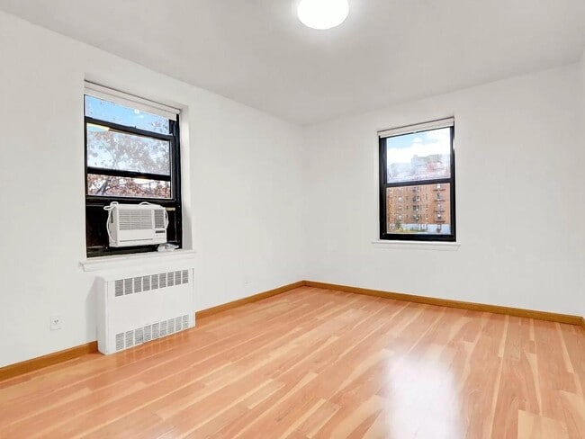 Building Photo - 138-12 28th Rd