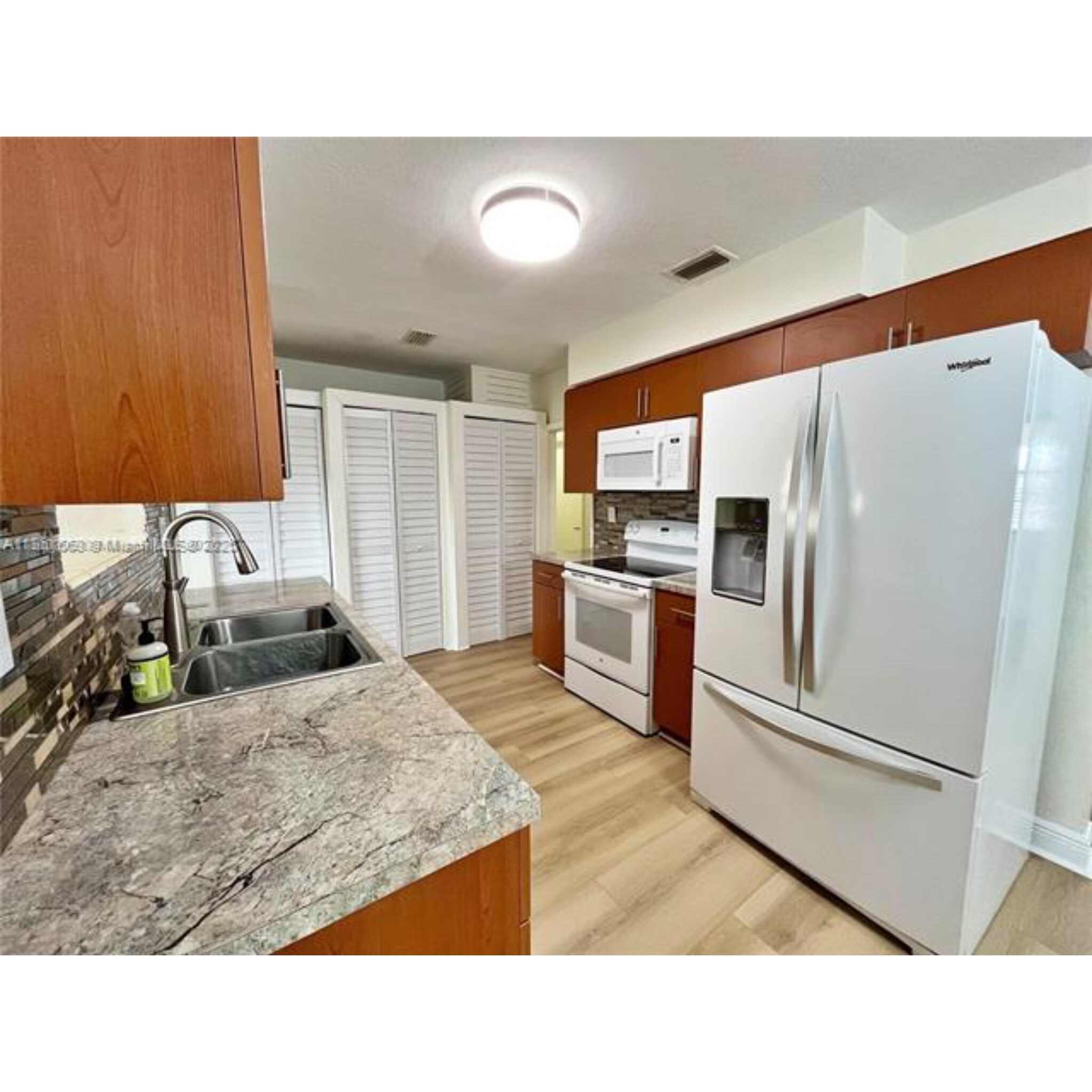 Building Photo - 1351 W 34th St
