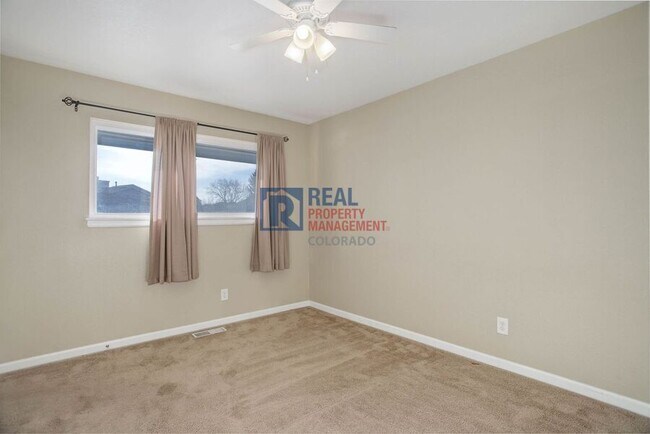 Building Photo - 8487 Everett Way