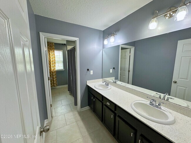 Building Photo - 7048 Rosabella Cir