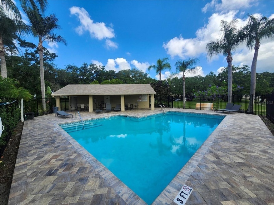 Building Photo - 2879 Thaxton Dr