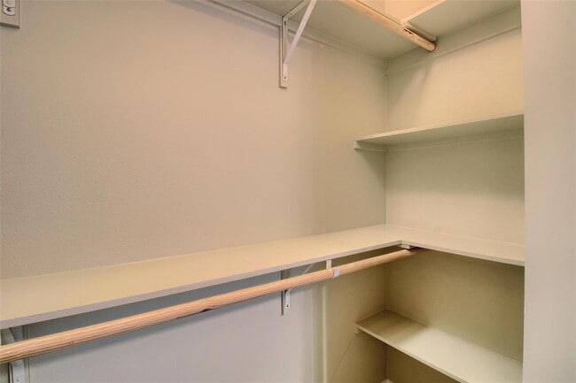 Building Photo - 304 Stubblefield Ln