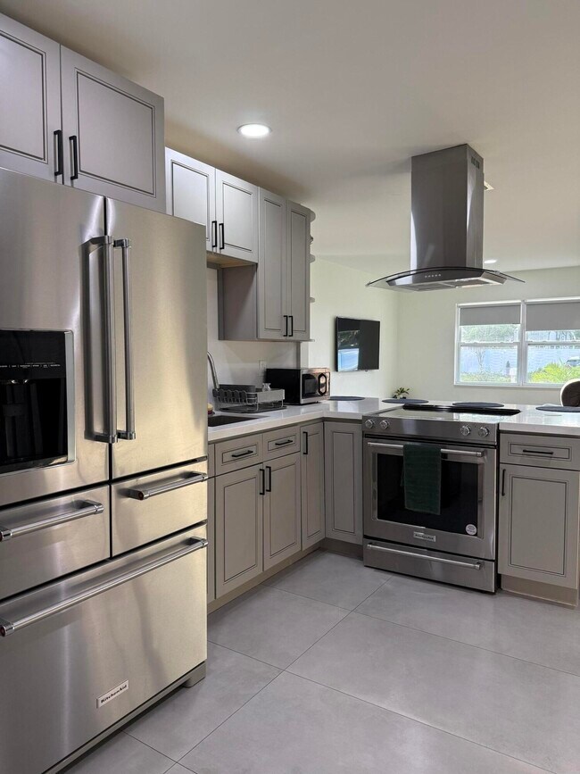 Building Photo - 2314 Pinecrest Ct