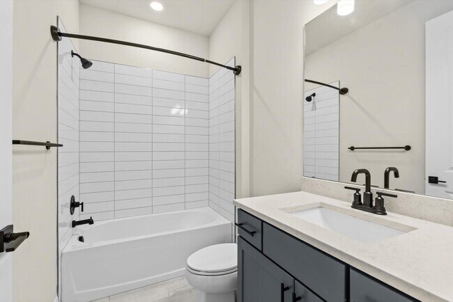 Building Photo - 10372 SW Green Turtle Ln
