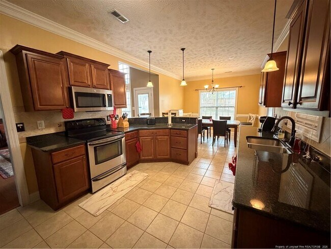 Building Photo - 115 Dairy Ct