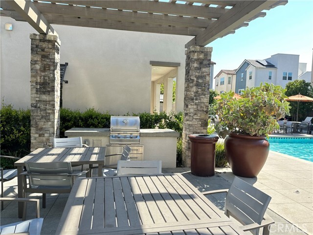 Building Photo - 35 Hideaway Loop