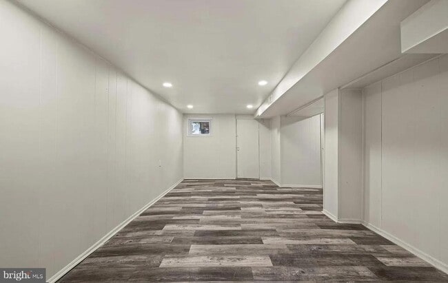 Building Photo - 3030 Windsor Ave