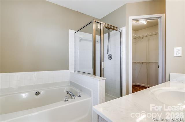 Building Photo - 12624 Cardinal Woods Dr