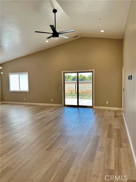 Building Photo - 655 Catala Wy