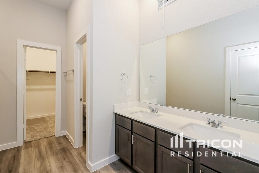 Building Photo - 2423 Cohorn Trl