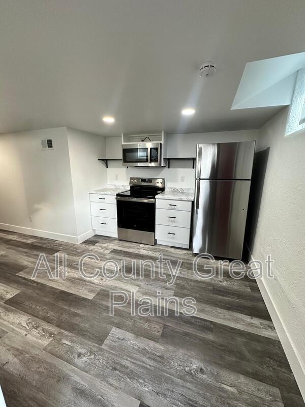 Building Photo - 4120 Adams St