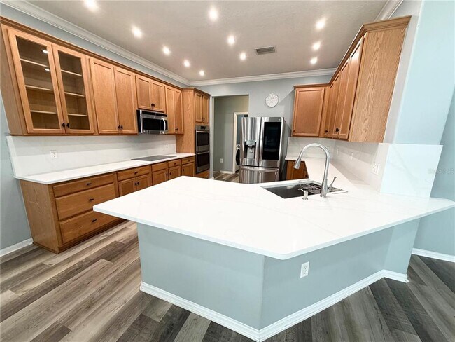 Building Photo - 10638 Dawns Light Dr