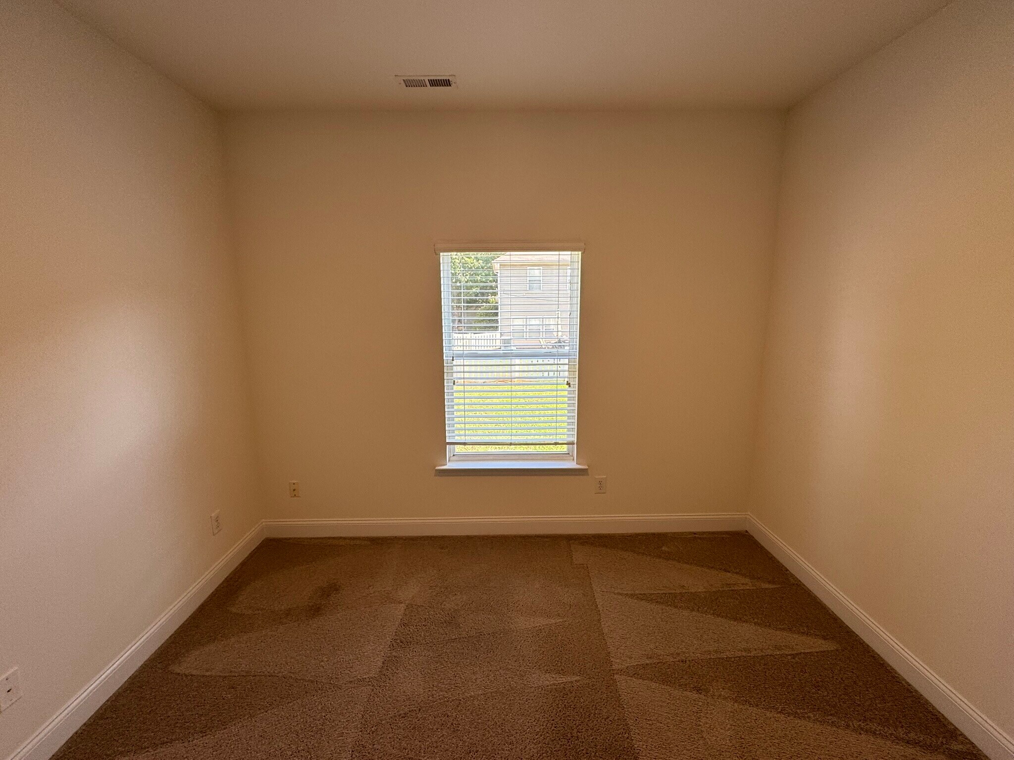 Building Photo - 6622 Latherton Ln