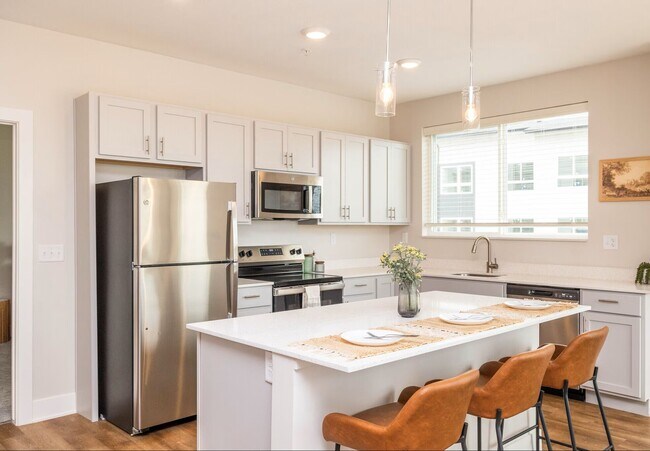 Building Photo - Vervain 1 Bedroom + Den A