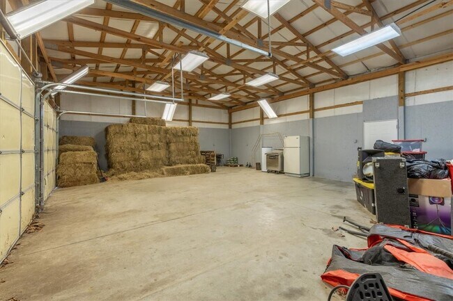 Building Photo - 2002 S 17th St