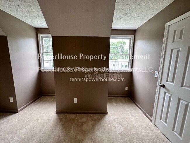 Building Photo - 979 Sugar Crossing Ln