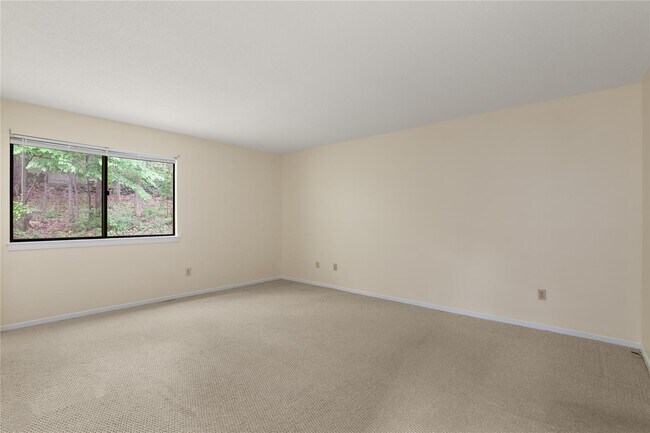 Building Photo - 388 Heritage Hills