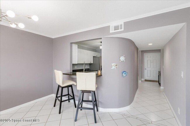 Building Photo - 6124 River Run Dr