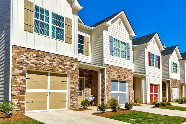 Building Photo - 65 Riley Cir