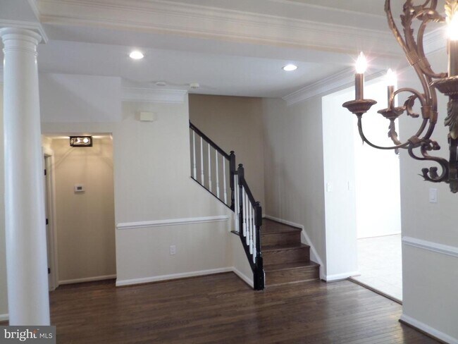 Building Photo - 2254 Journet Dr