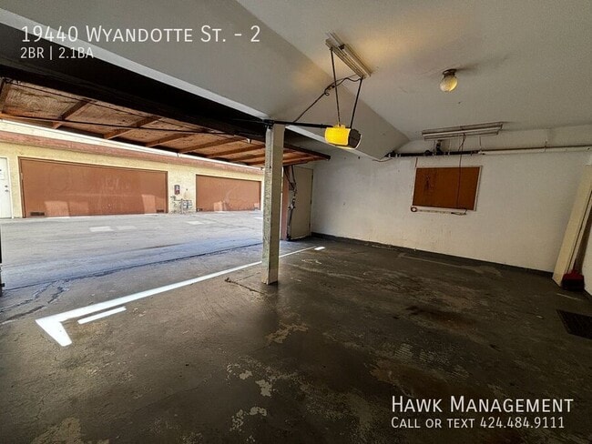 Building Photo - 19440 Wyandotte St