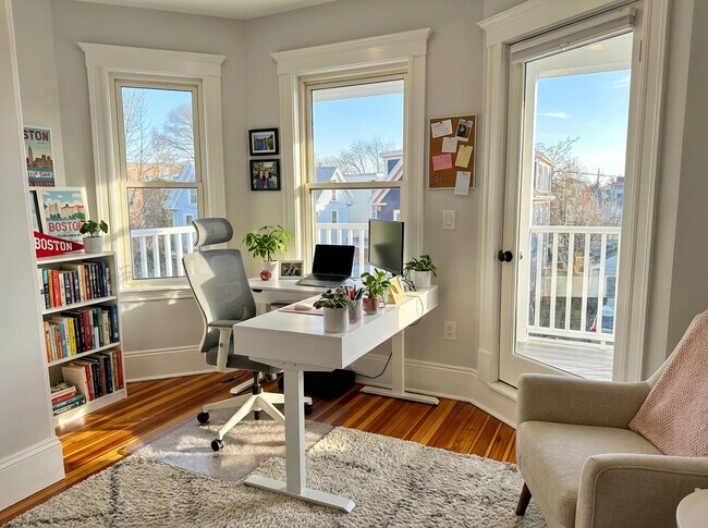 Building Photo - 24 Dawes St