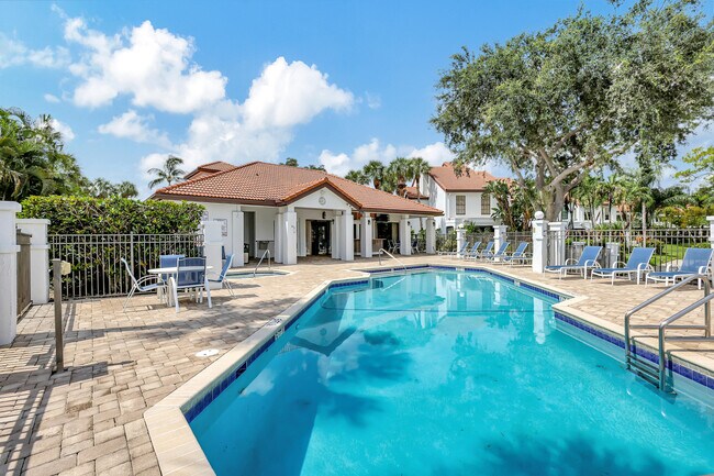 Building Photo - 2299 Treasure Isle Dr