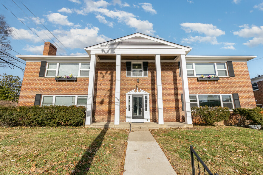 Primary Photo - 6110 Campus Ln