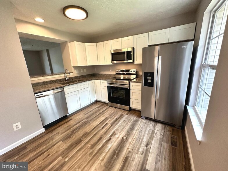 Building Photo - 4739 Coralberry Ct