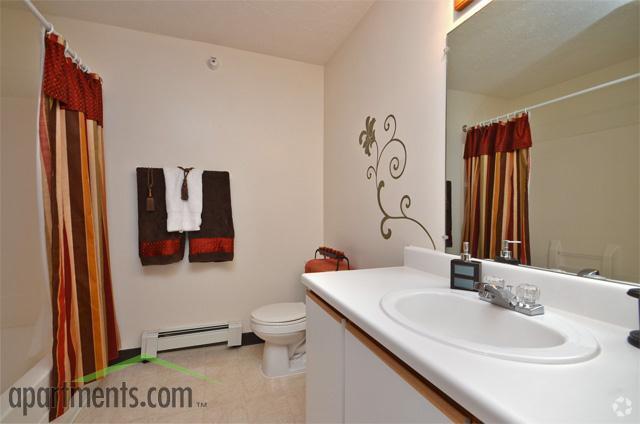 Bathroom - Grissom Estates Apartments