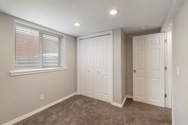 Building Photo - This charming, 4 bedroom 2 bath updated bungalow in the heart of Ogden for $2150 a month