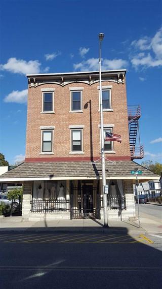 Primary Photo - 274 Main St