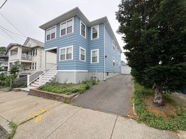 Building Photo - 63 Fairfax St