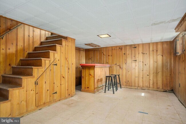 Building Photo - 57 Ridgeway Ave