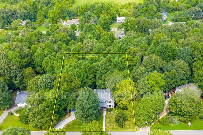 Building Photo - 12469 Daisywood Dr