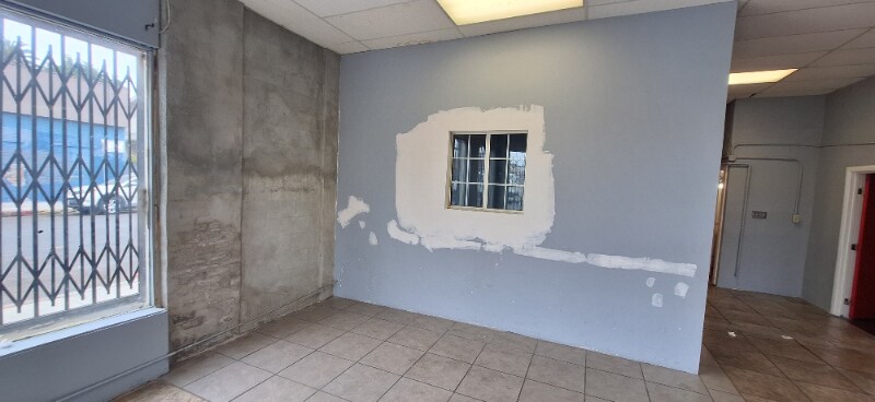 Building Photo - 1430 W Martin Luther King Jr Blvd