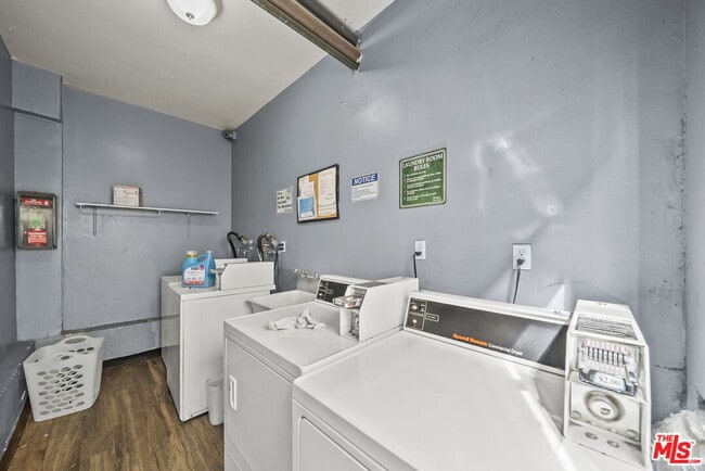 Building Photo - 8371 Northgate Ave