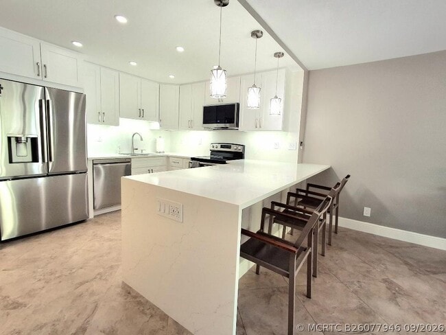 Building Photo - 1421 S Ocean Blvd