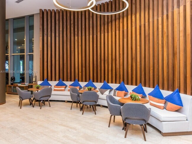 Building Photo - 4111 S Ocean Dr