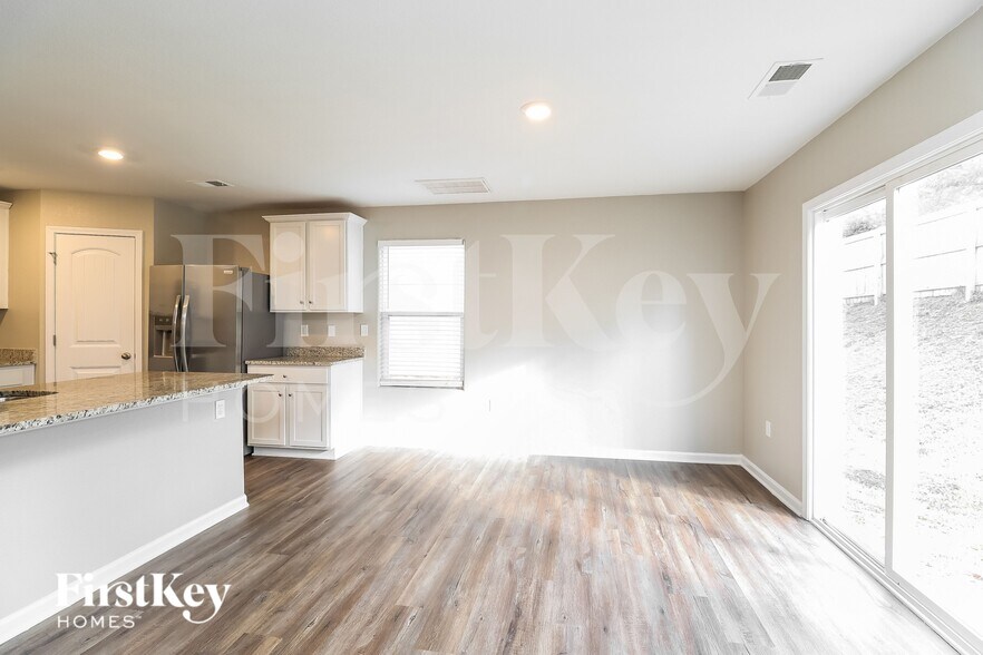 Building Photo - 9107 Creedmore Hills Dr