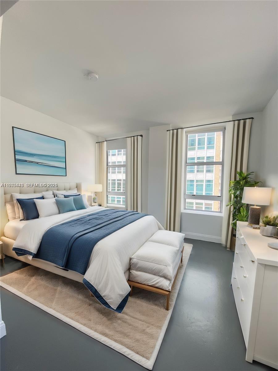 Building Photo - 111 E Flagler St