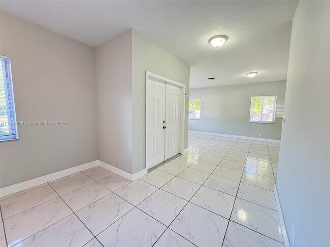 Building Photo - 249 NW 8th Ave