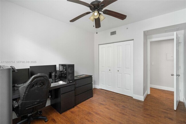 Building Photo - 2120 W Preserve Way