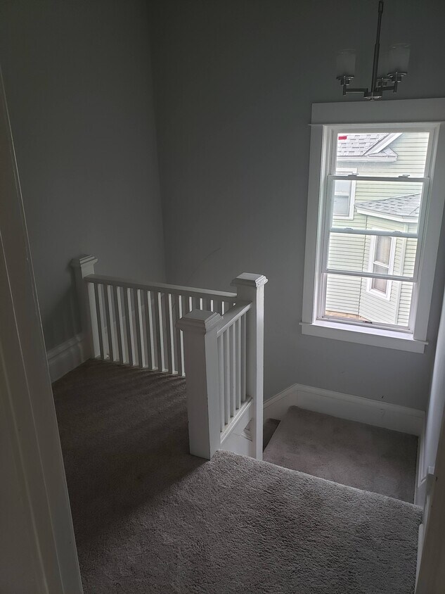 Entryway - 926 S 2nd St